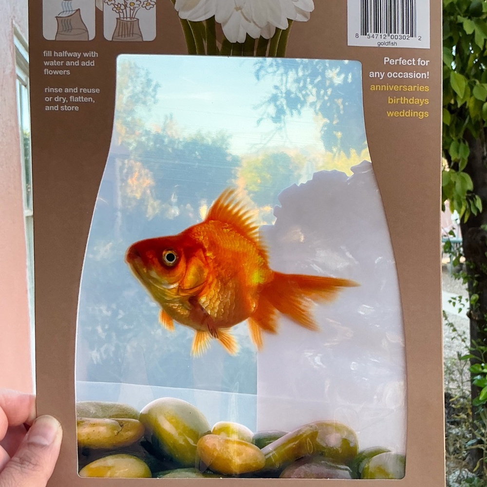 Flower Vase Transparent with Goldfish Design NEW